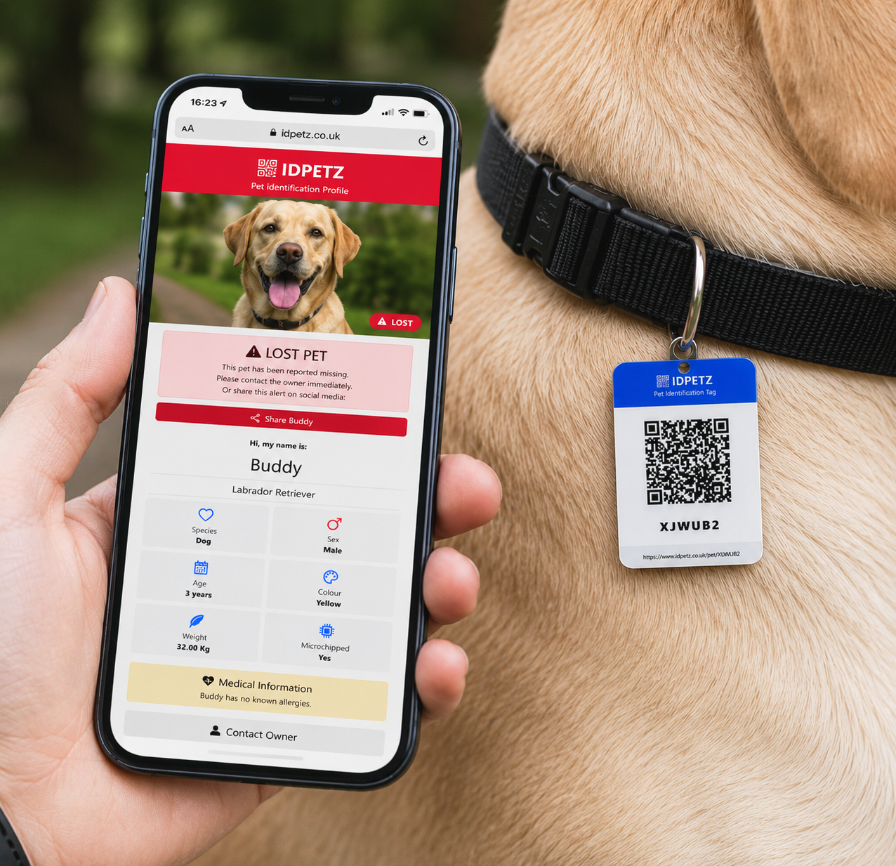 Someone scanning an IDPETZ QR tag